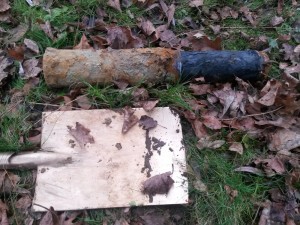 WWII 75mm artillery shell with casing.